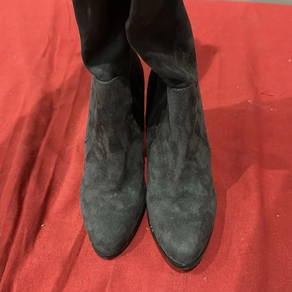 Elegant gray Over-the-Knee Boots